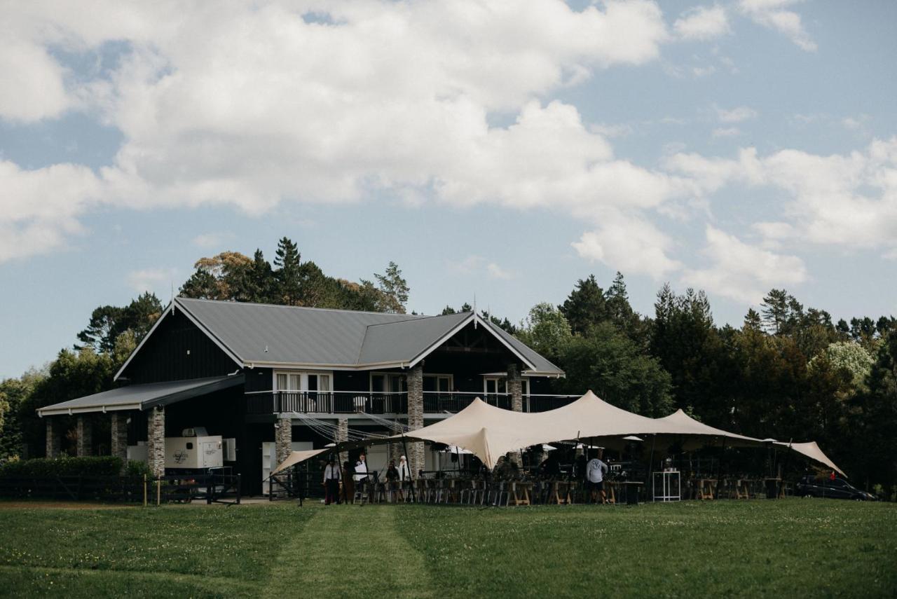 Hus - Boutique Venue & Accommodation Riverhead 外观 照片