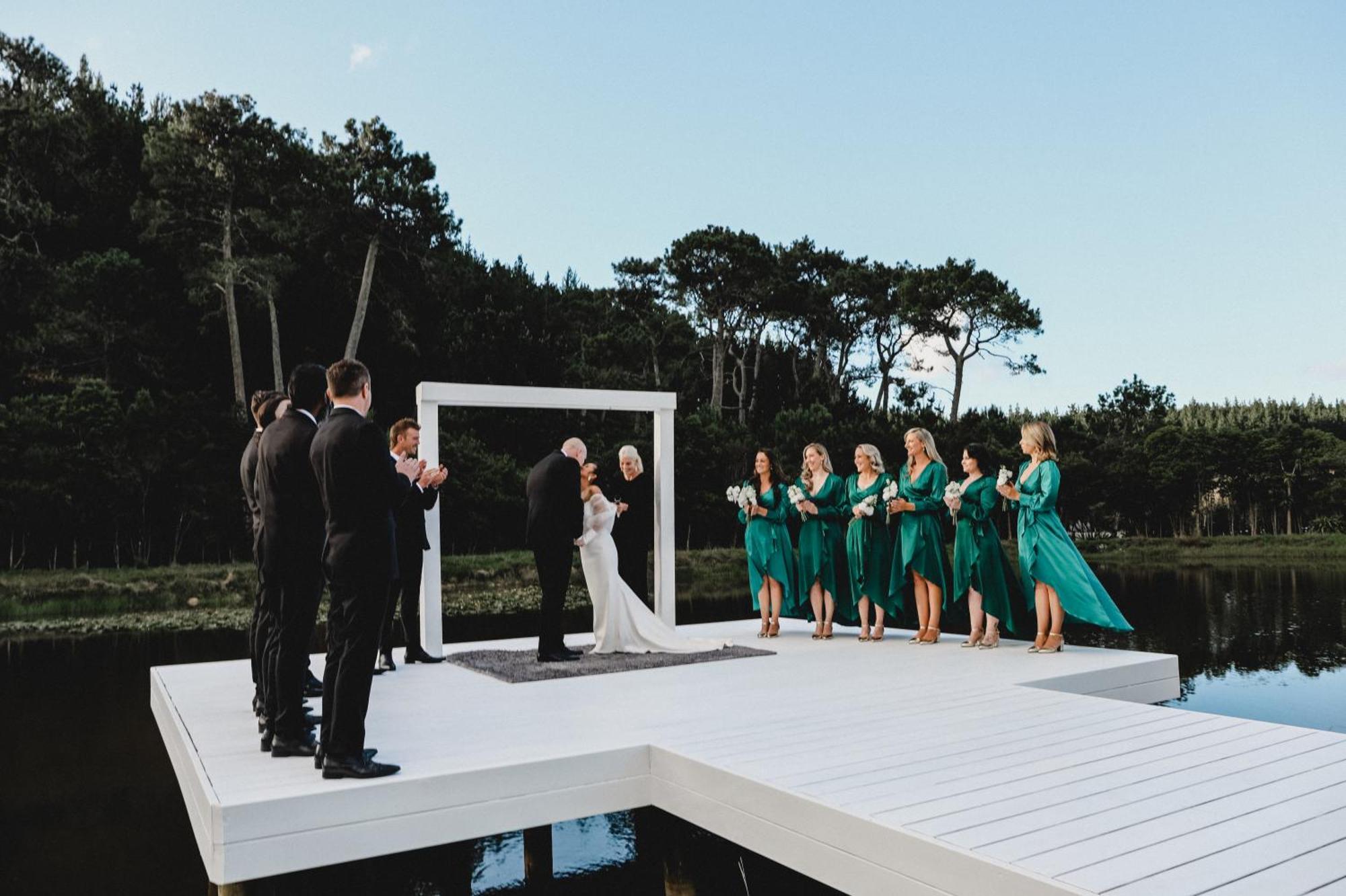 Hus - Boutique Venue & Accommodation Riverhead 外观 照片